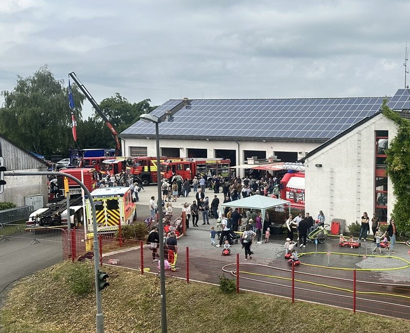 Blick auf den Tag der offenen Tür an der Feuerwache in 2025