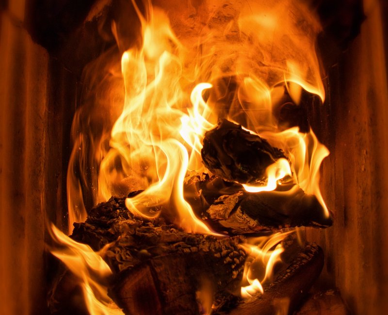 Feuer in einem Kaminofen