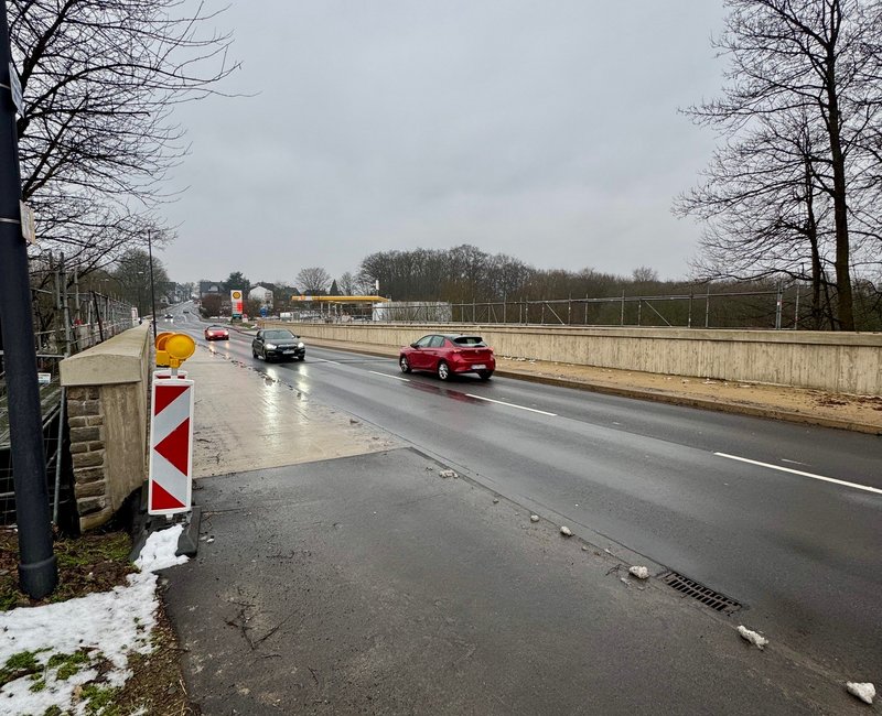 Blick auf Brücke Hünger