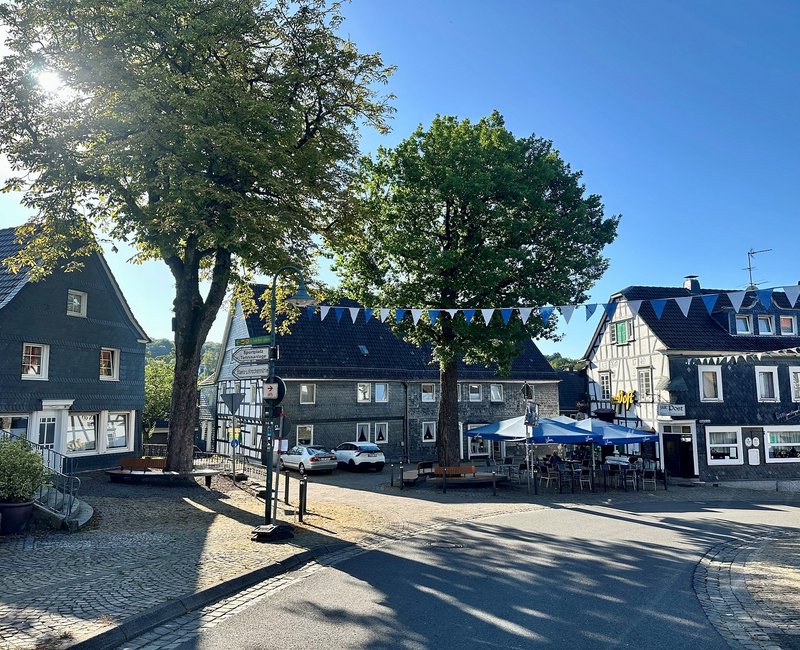 Dorfplatz in Dhünn